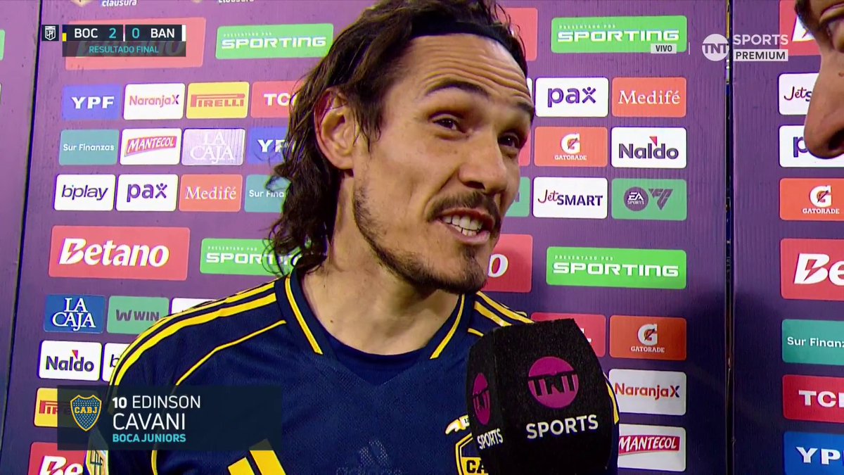 🇺🇾Edinson #Cavani: "Hay momentos que se agacha la cabeza y aguantar las críticas, pero hay que confiar siempre en el trabajo, constancia y disciplina".