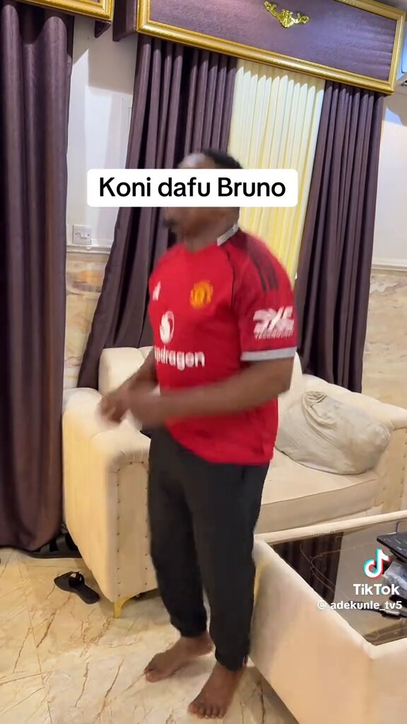 Manchester United fans, good morning ooo