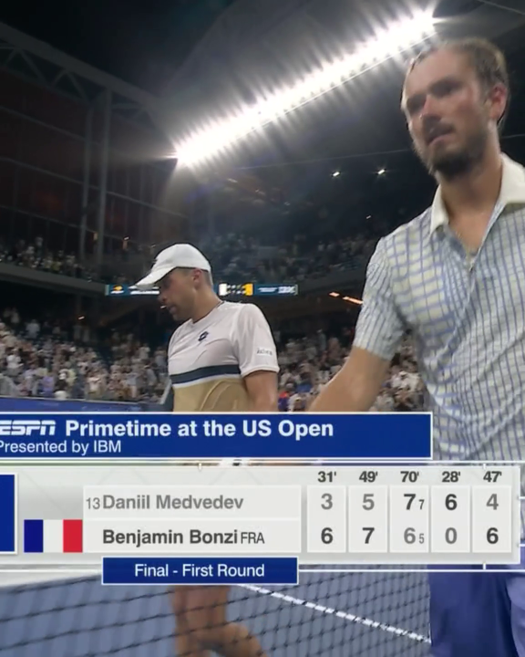 ABSOLUTE CINEMA AT THE US OPEN 🔥 Benjamin Bonzi upsets No. 13 Daniil Medvedev to advance to the second round ➡️