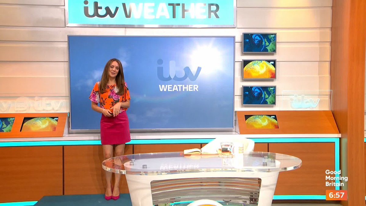 We could be in for a record-breaking bank holiday! @lauratobin1 has the forecast for the week ahead.