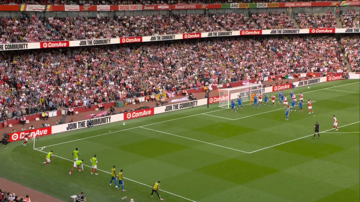 "I don't think it hit his hand" Should Jurrien Timber's second have been ruled out against Leeds?
