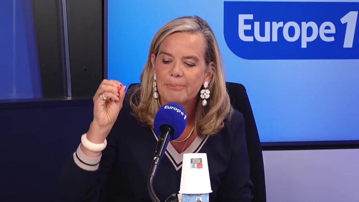 Antisémitisme : "Honte à la France qui voit aujourd'hui, des Français de confession juive qui désirent partir en Israël (...) car ils jugent ce pays plus sûr que la France" déclare Gabrielle Cluzel #ChristineKellyEtVous Christine KELLY #Europe1