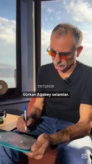 Memati'den Kurtlar Vadisi halı saha kadrosu!