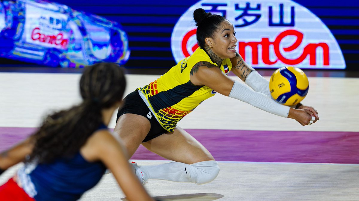 #Thailand2025 Second straight win for Las Reinas Del Caribe 🇩🇴 this time a clear 3-0 over Mexico 🇲🇽. 📺 Catch all the action LIVE on VBTV: 🛍️ Grab your WCH Merch now: 🏐 #Volleyball #WWCH #ElectrifyingThailand