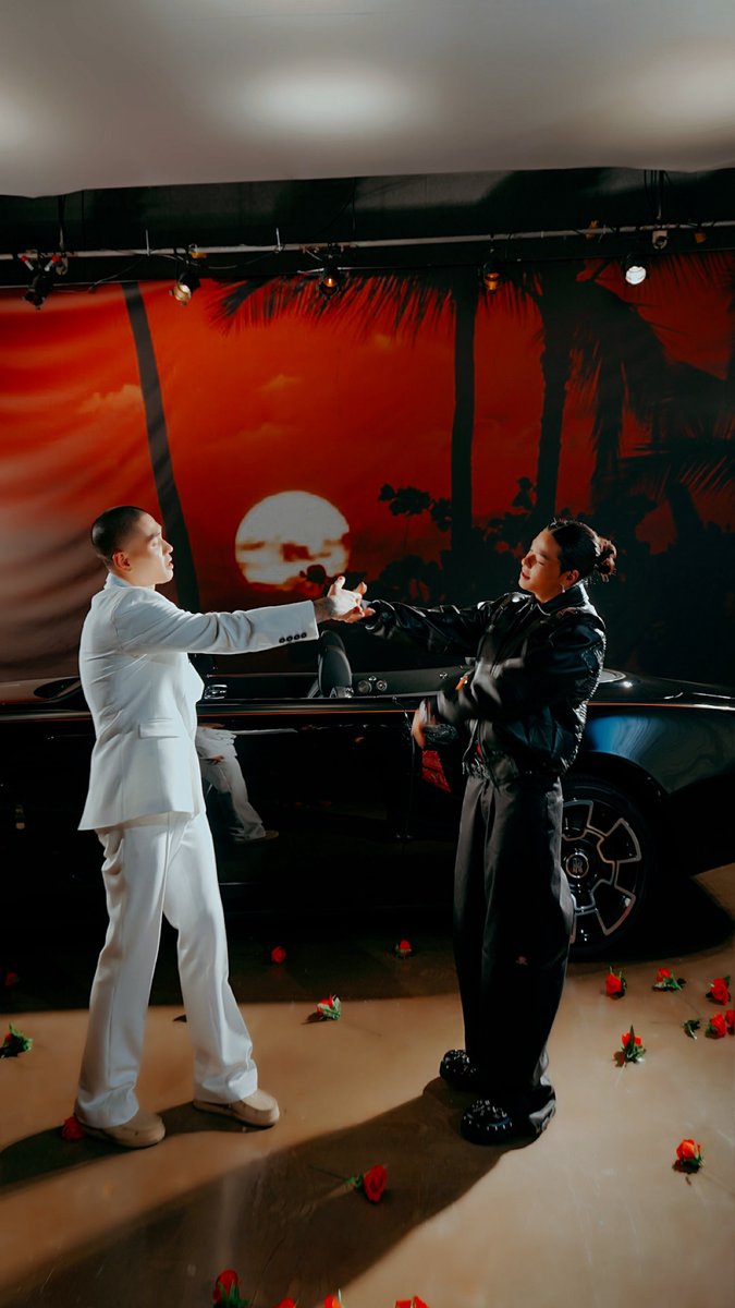차차차 (feat. G-DRAGON)' SPECIAL VIDEO with TARZZAN #Vince #빈스 #GDRAGON #TARZZAN #타잔 #차차차 #CHACHACHA #THEBLACKLABEL #더블랙레이블