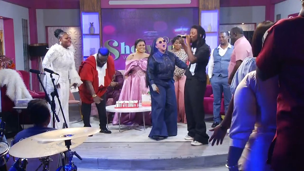 Charger!! 🔥🔥 Lasmid pulled through to surprise Nana Ama McBrown on her special day as we celebrate her on #OnuaShowtime 🥰💃 #OnuaTV #OnuaShowtimewithMcBrown