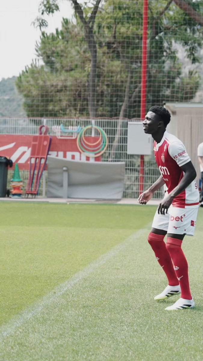 🟡🔴 Wilfried Singo transferi için kulübü Monaco’yla görüşmelere devam eden Galatasaray, Fransız ekibinde forma giyen 21 yaşındaki orta saha oyuncusu Lamine Camara’yı da gündemine aldı. (Fanatik)