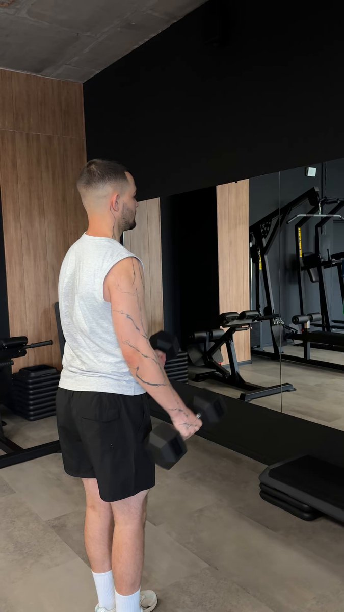 Понеділок починається з тренування😏 #boys #gay #gym