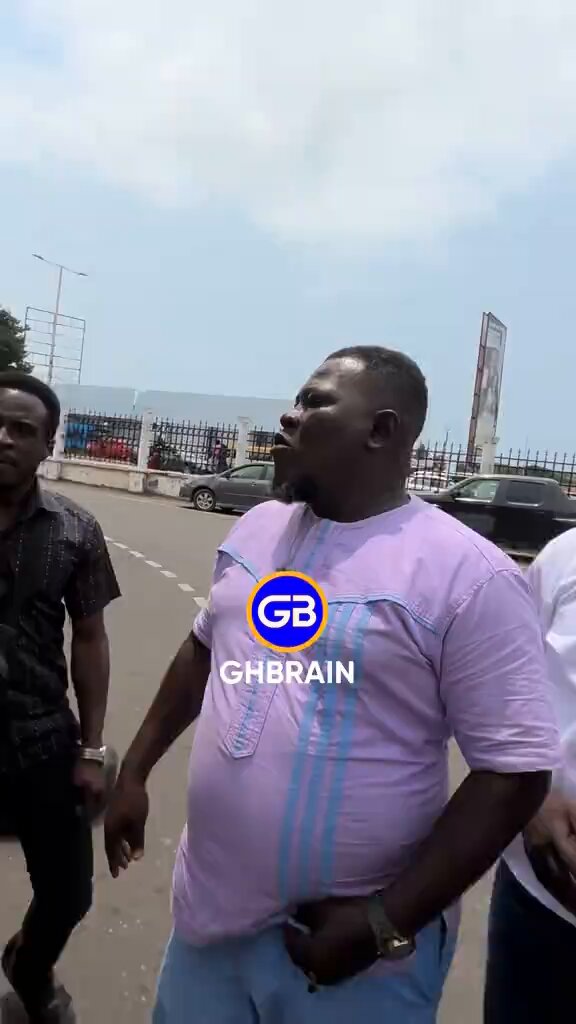“You arrest people because of just TikTok comments and you expect investors to come into the country” —A supporter of Wontumi Radio presenter Akyenkwaa Nana Kofi Asare expressed his frustration with the government, after the Accra High Court denied Mr. Asare bail, in his ongoing case over allegations linking the President to the GAF Z9 helicopter crash.