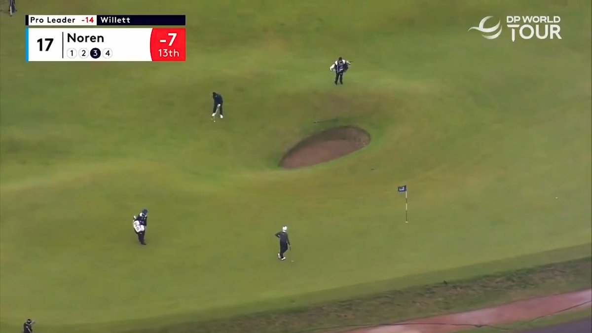 Alex Noren's ridiculous flop shot at the Old Course Road Hole 🤯