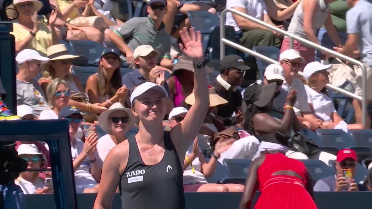 Barbora Krejcikova takes out Montreal champion Mboko in straights!