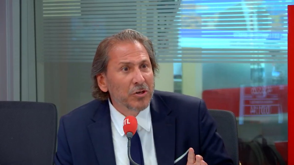 François Bayrou demande un vote de confiance : "Je souhaite un Premier ministre issu de la gauche" Jérôme Guedj, député PS de l’Essonne, au micro d'Anne-Sophie Lapix dans #OnRefaitLeMonde
