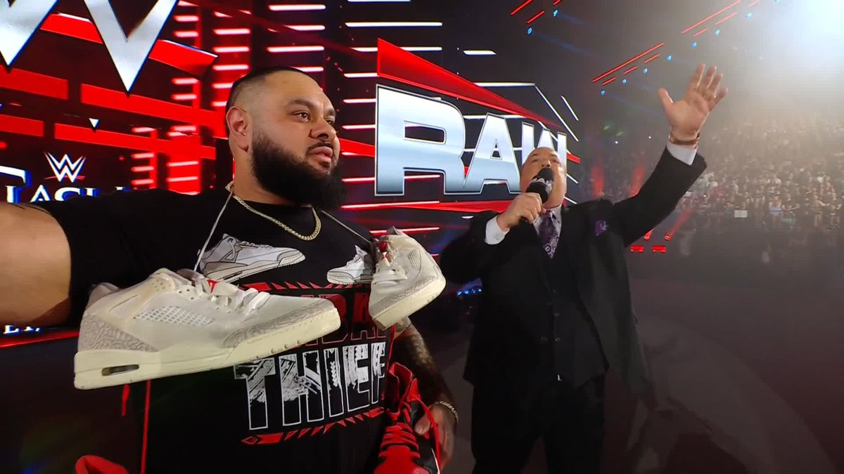 Nobody wants to sing your song, PAUL. 🙄 #WWERaw