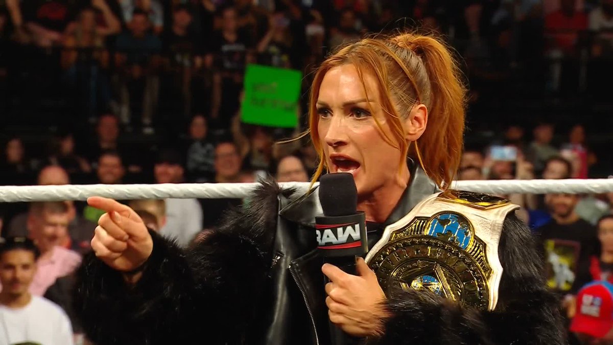 THE MAN IS NOT A COWARD! 😤 BECKY LYNCH will defend her Intercontinental Title against NIKKI BELLA at #WWEClash in Paris THIS SUNDAY! 👏👏👏 #WWERaw