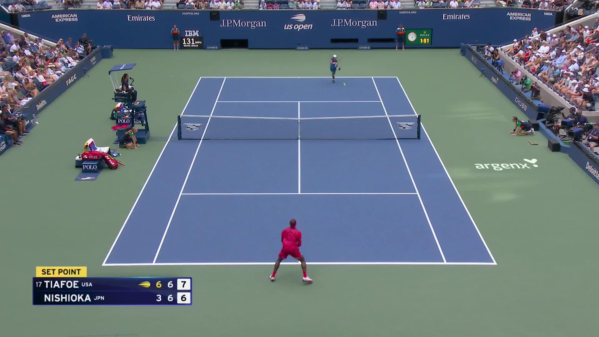 A tight second set goes the way of Tiafoe in a tiebreak!