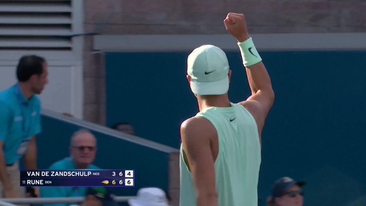Holger Rune takes a two-sets-to-love lead on van de Zandschulp!