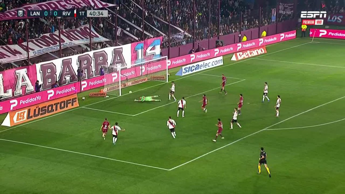 ARMANI LE SACÓ EL GOLAZO A MARCELINO MORENO Y MARCICH SE PERDIÓ EL REBOTE. 📺 ESPN Premium | Suscribite al Pack Fútbol en