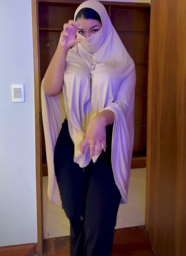 I don't think she's a real Muslim