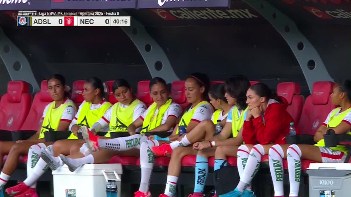 JAJAJAJAJAJA me dan un chingo de risa los partidos de la Liga MX femenil 🤣