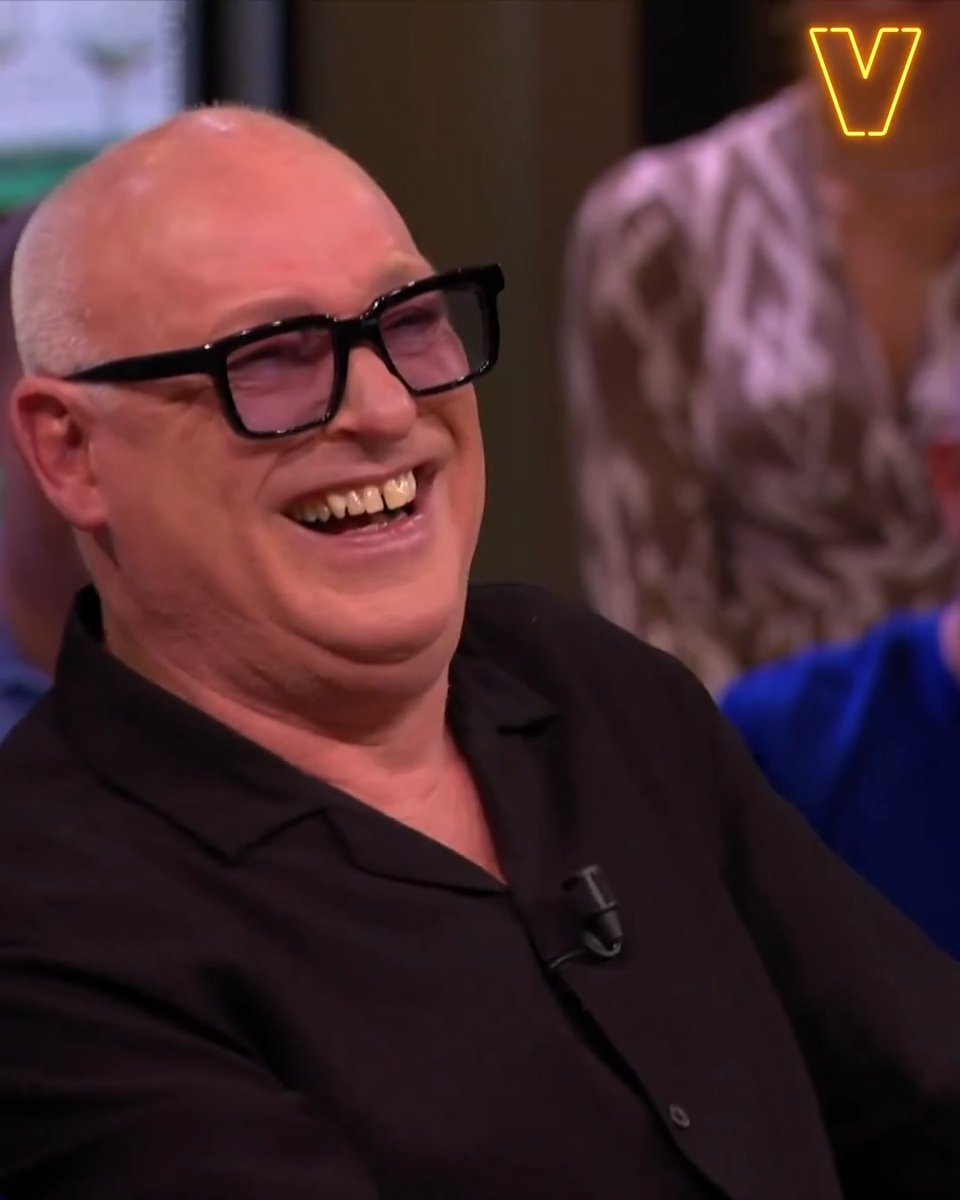 Wat René van der Gijp denkt bij een Palestijnse vlag achterop iemand z'n scooter... 🛵😆 #vandaaginside