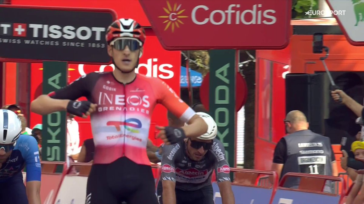 That was a top leadout by Eddy Planckaert (3rd place) but it looked like Philipsen wanted him to keep going until 50m to go LOL. Ben Turner was just stronger and he spanked Jasper, imo. #LaVuelta25