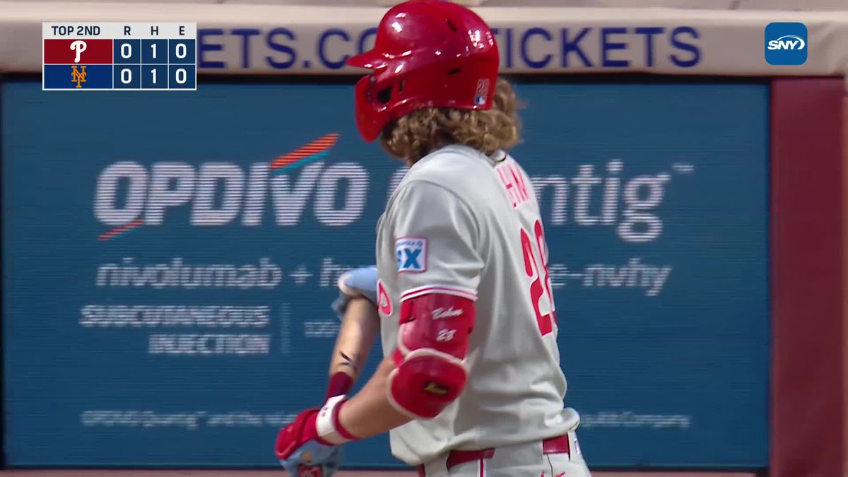 Alec Bohm got booed by the Citi Field crowd in his first at bat