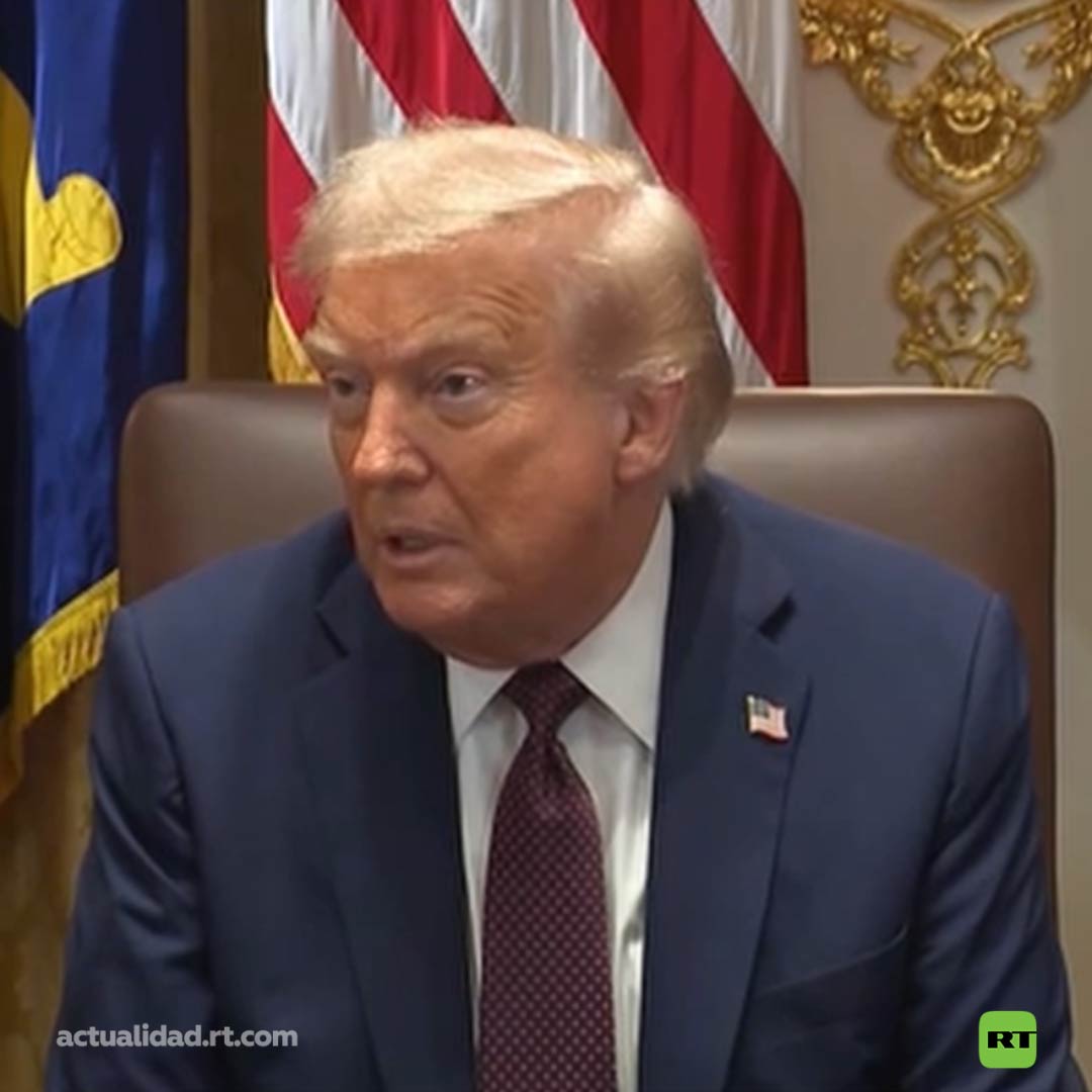 🇺🇸Trump: "No te metes en un conflicto en el que te superan 15 veces" Trump afirmó que Ucrania "pensó" que ganaría el conflicto ucraniano y culpó a Joe Biden por permitirlo, advirtiendo que no se debe entrar en guerra con un adversario 15 veces más grande.