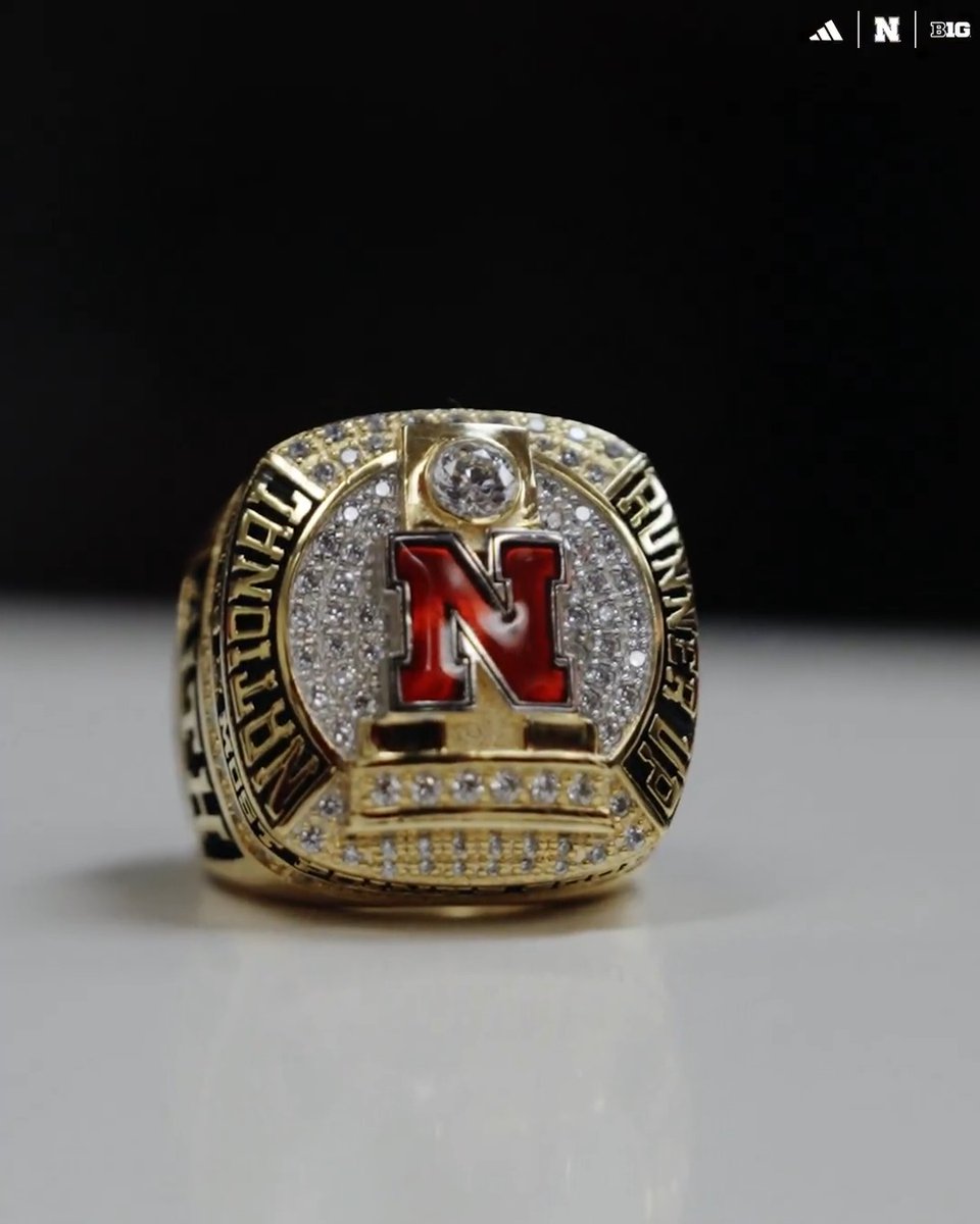 Nebraska Football handing out championship rings to the winners of their spring game is the nastiest shit I have ever seen😭😭