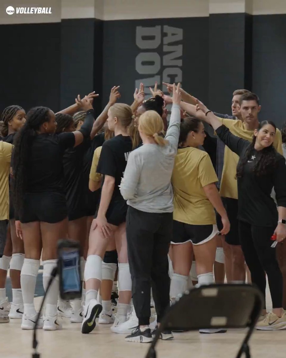 The best day with Vanderbilt Volleyball 🫶 #NCAAWVB