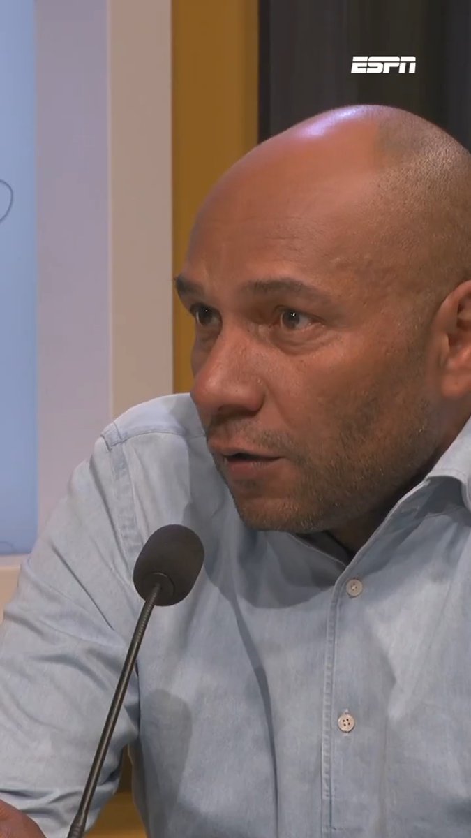 Het is niet uitgesloten dat Santiago Gimenez deze transferperiode terugkeert bij Feyenoord 🔙 "Gimenez zou buitenkansje voor Feyenoord kunnen worden" #Tekengeld