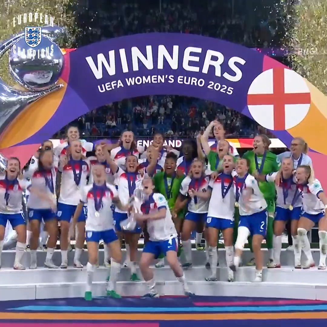 An unforgettable night in #Lionesses history ❤️ A month ago today, we were crowned back-to-back UEFA Women's EURO champions 🏆🏆
