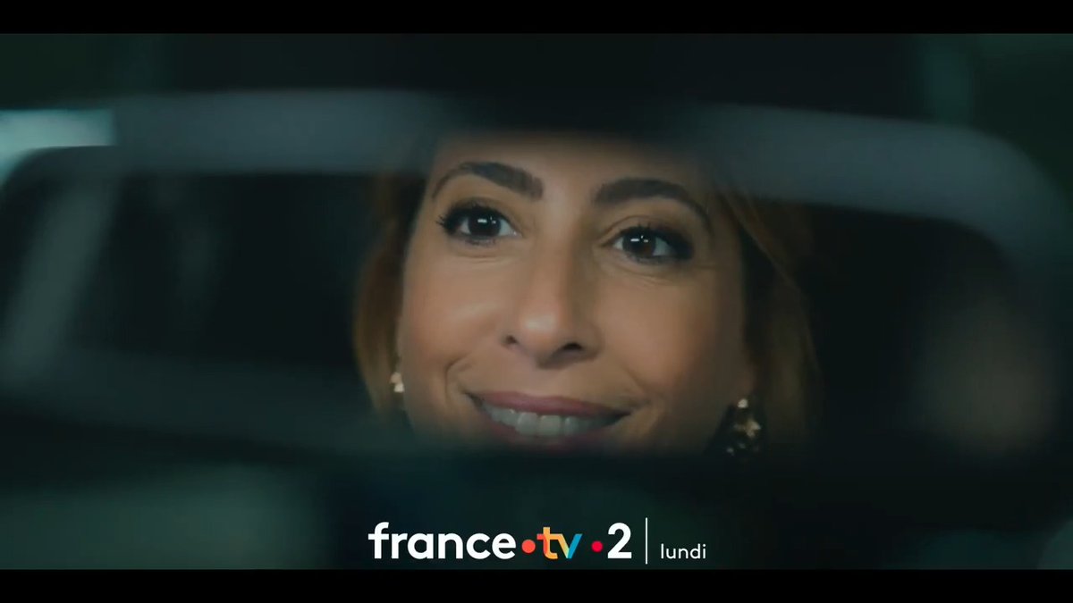🔴 "Madame, monsieur, bonsoir..." Léa Salamé prend les commandes du #JT20h. 📲 Rendez-vous lundi 1er septembre sur France 2 et France tv #RentréeFranceTV #FranceTV
