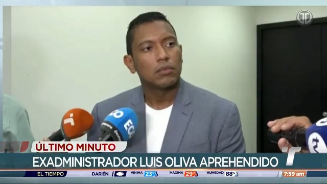 #LoÚltimo El exdirector de la Autoridad Nacional para la Innovación Gubernamental (AIG), Luis Oliva ha sido aprehendido este miércoles 27 de agosto, por supuesto delito contra la administración pública en su modalidad de corrupción de servidores públicos, peculado y asociación ilícita para delinquir. El caso está vinculado con la gestión de la plataforma LISTO, que fue creada para la verificación de pagos de becas del Ifarhu. Oliva fue aprehendido mediante el operativo “Espejo de Cristal” desarrollado por la Policía Nacional y el Ministerio Público.