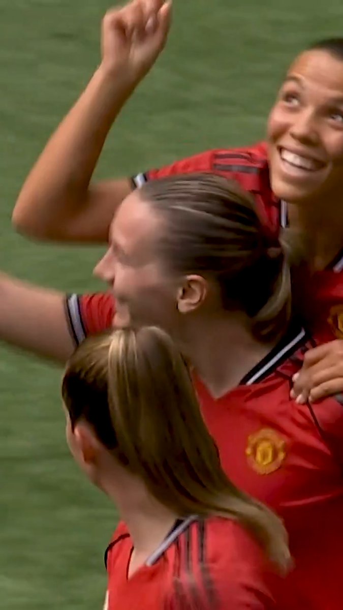 A hat-trick for Elisabeth Terland in Manchester United Women's #UWCL qualifier today 🎩🔥