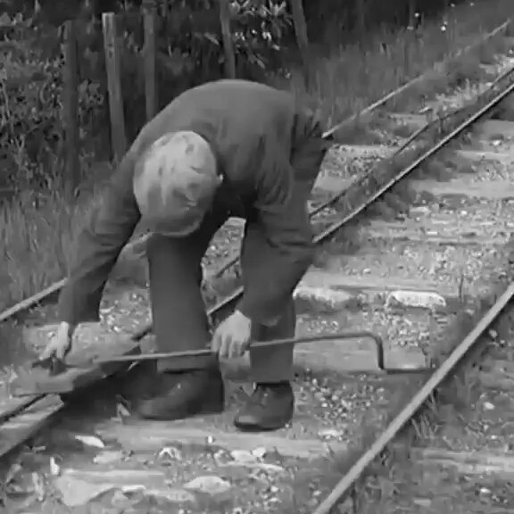 Des choses incroyables du passé… prépare-toi à être choqué - THREAD - 1. Les curiosités ferroviaires de 1935… pourquoi a-t-on arrêté de faire ça ?😳
