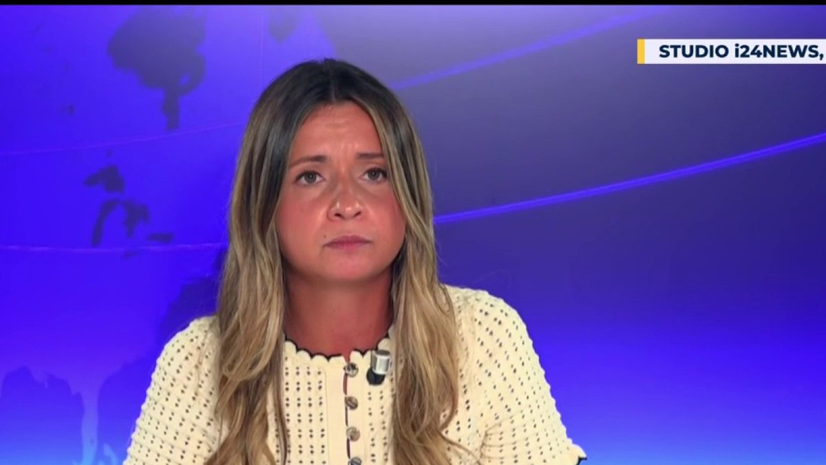 "Je suis écœurée. Où sont les chrétiens ? Pourquoi est-ce que les chrétiens, les athées ne défendent pas les juifs de France? Emmanuelle Brisson, présidente de "Vivement demain", dans #LePrime