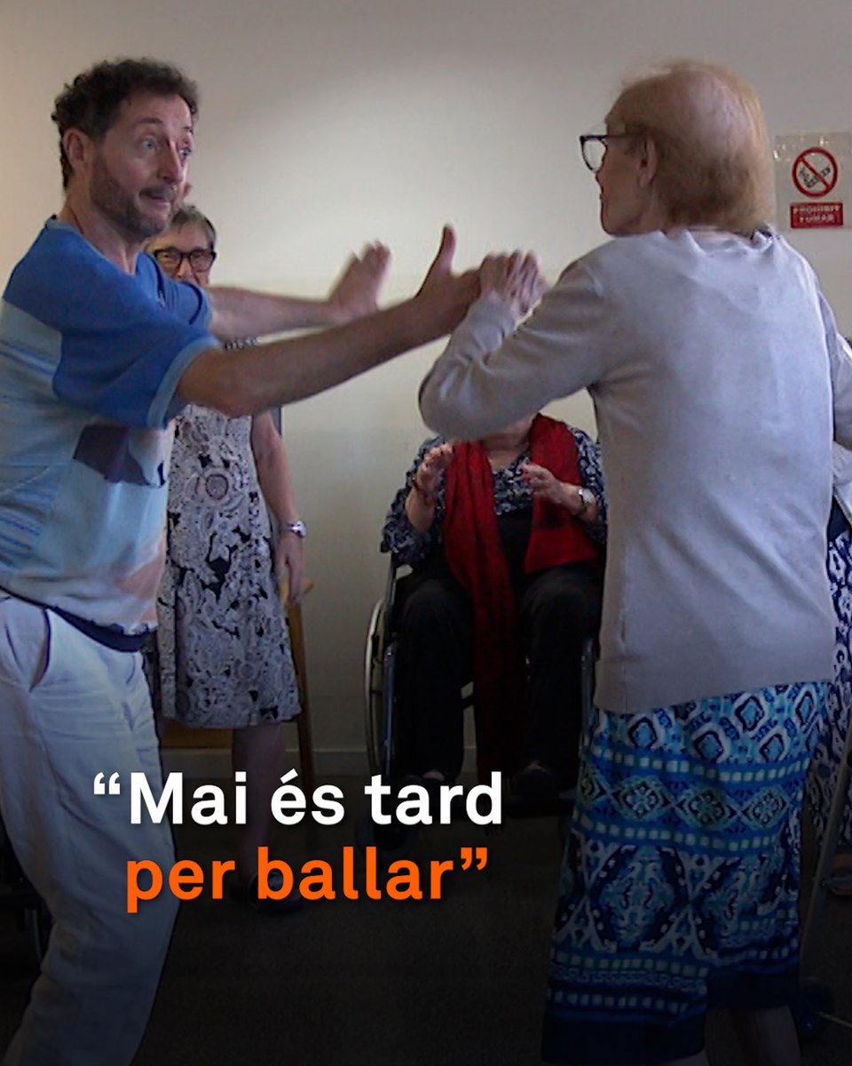“Mai és tard per ballar.” La Rosa, de 94 anys, no s’havia mogut mai al ritme de la música. Ara ho fa gràcies a un projecte en què coreògrafs i ballarins porten la dansa a les residències municipals de Barcelona