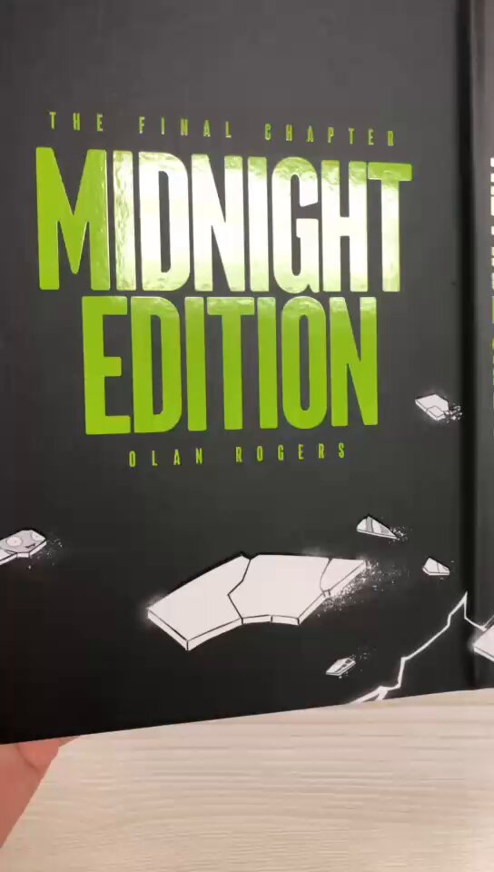 UV SPOT COVER 😍 LOOKS SO GOOD!! Can’t wait to see what the color looks like! -Olan