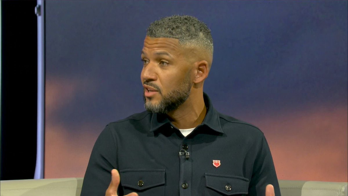 🗣️ "There's a group of players that turned up tonight that did not fancy being anywhere near that game tonight" Jobi McAnuff shares his interpretation of Ruben Amorim's post match comments after defeat to Grimsby Town.