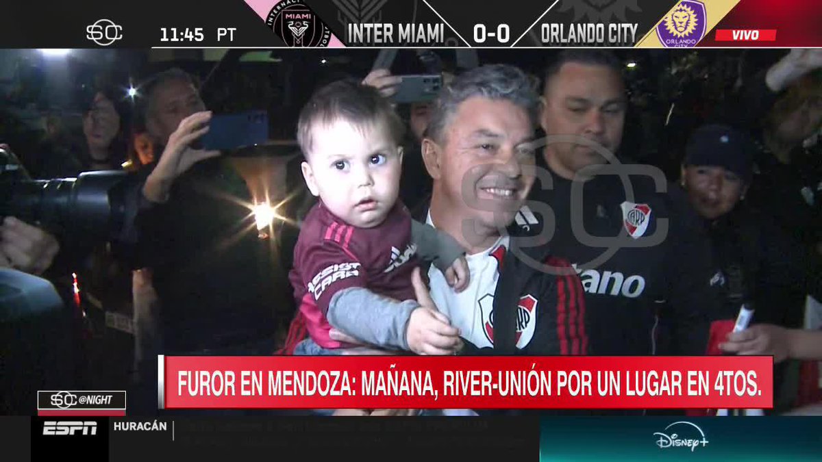 Gallardo y el nuevo refuerzo de #River 🐔
