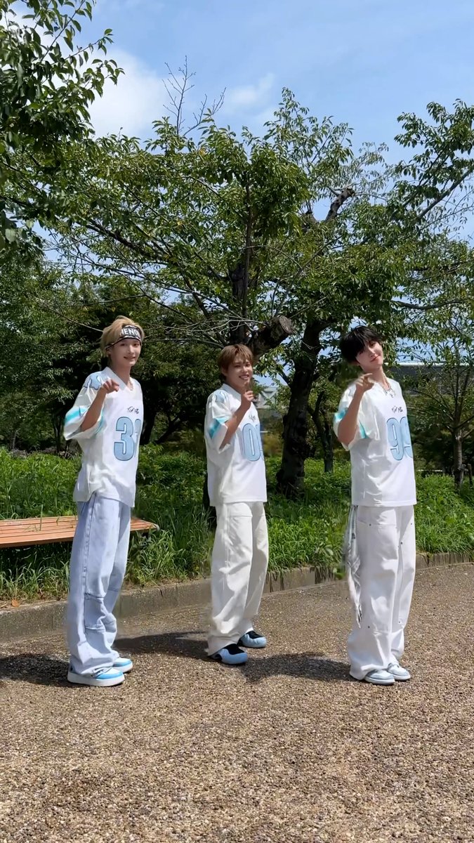 What is love? 💚 #KickFlip #킥플립 #아마루 #동화 #동현 #Amaru #Donghwa #Donghyeon