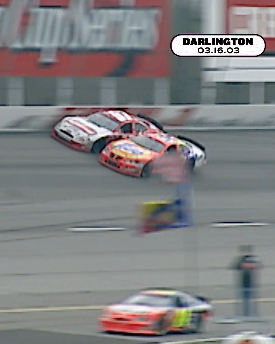 An electric ending with 0.002 seconds to win it at Darlington Raceway. 🤯