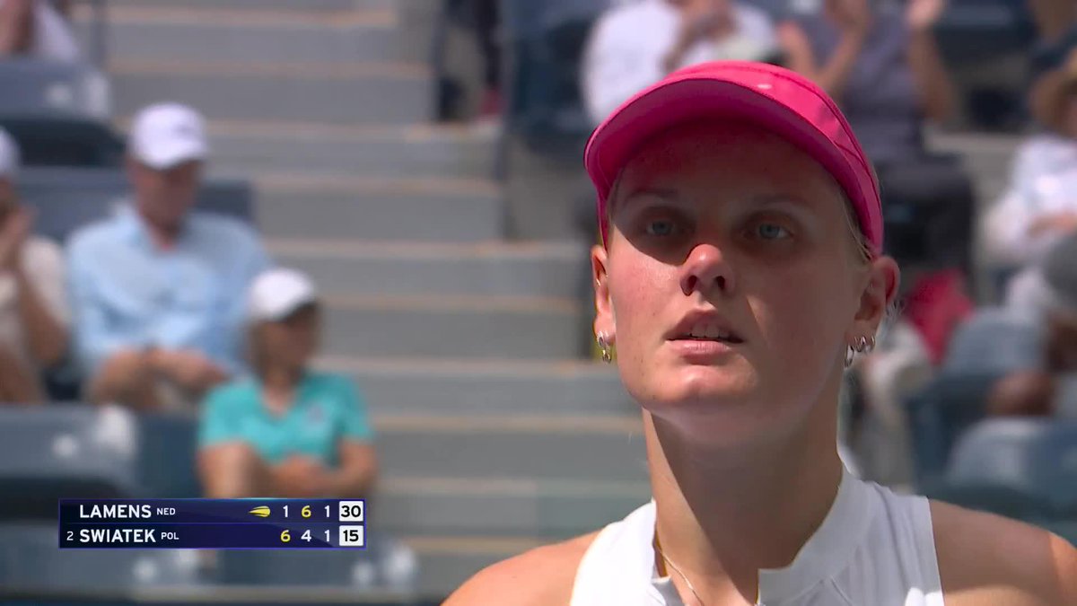 Suzan Lamens is still going strong in the third set!
