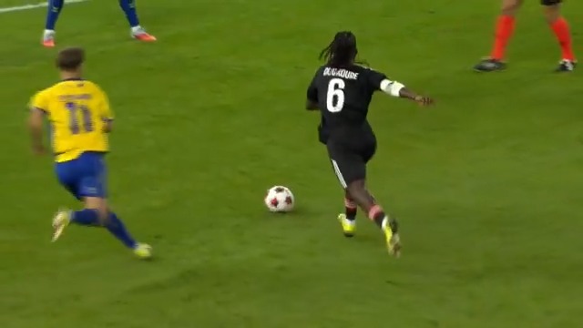 โฝ๏ธ ๐ค๐จ๐๐๐๐ ๐๐ฅ๐๐ฃ๐ฃ๐ ๐โ๐๐ฆ๐ ๐๐๐ ๐๐ข๐จ๐๐ข๐จ๐ฅ๐ฬ ๐ซ๐ท ๐๐๐๐ ๐ฬ ๐๐ฅ๐ข๐ก๐๐๐ฌ ๐ฉ๐ฐ !!! ๐๐ค Strasbourg mรจne 2-1 et est pour lโinstant qualifiรฉ en Conference League. โ
๐ฅ RMC Sport
