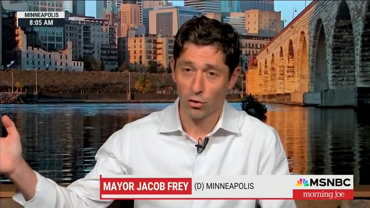 Let's check in with the democrat mayor of Minneapolis and learn about how "assault rifles" work. Oh, apparently they can "reel off 30 clips in conjunction with a magazine before a person even needs to reload" 🤡 These are the people who want to make "common sense gun laws" to take your rights... #Minneapolis #minnesota #2nd #2a #democrats