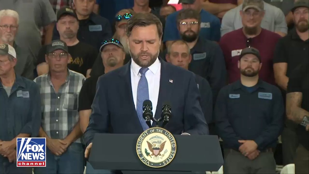 "I would ask you to join me in prayer..." VP JD Vance takes a moment to lead a heartfelt prayer to honor the lives of the children lost in the Minneapolis shooting.