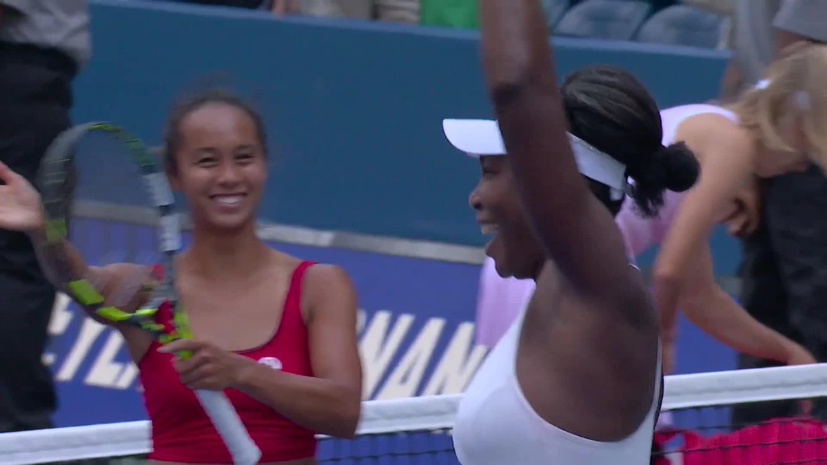Cuteness overload ❤️ Leylah Fernandez invited Venus Williams to do her signature twirl-wave after their doubles win today.