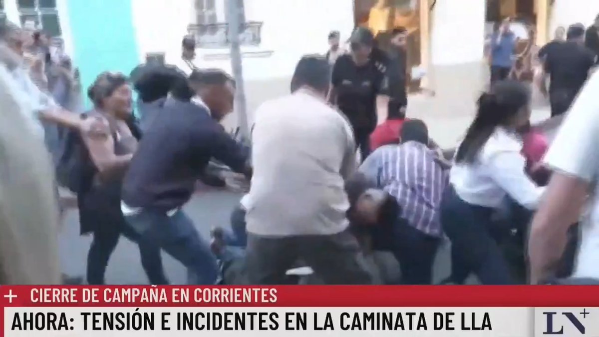 "Corrientes": Por lo que sucedió durante una caminata de Karina Milei y Martín Menem