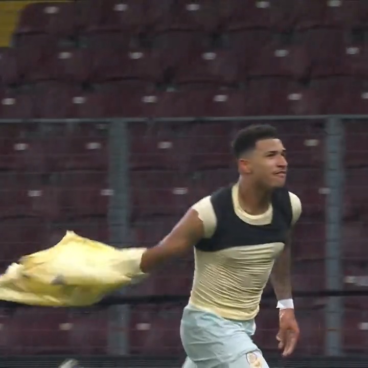 🚨 Shakhtar’ın 19 yaşındaki oyuncusu Kauâ Elias’ın attığı gol sonrası tüm takım büyük sevinç yaşadı!🔥