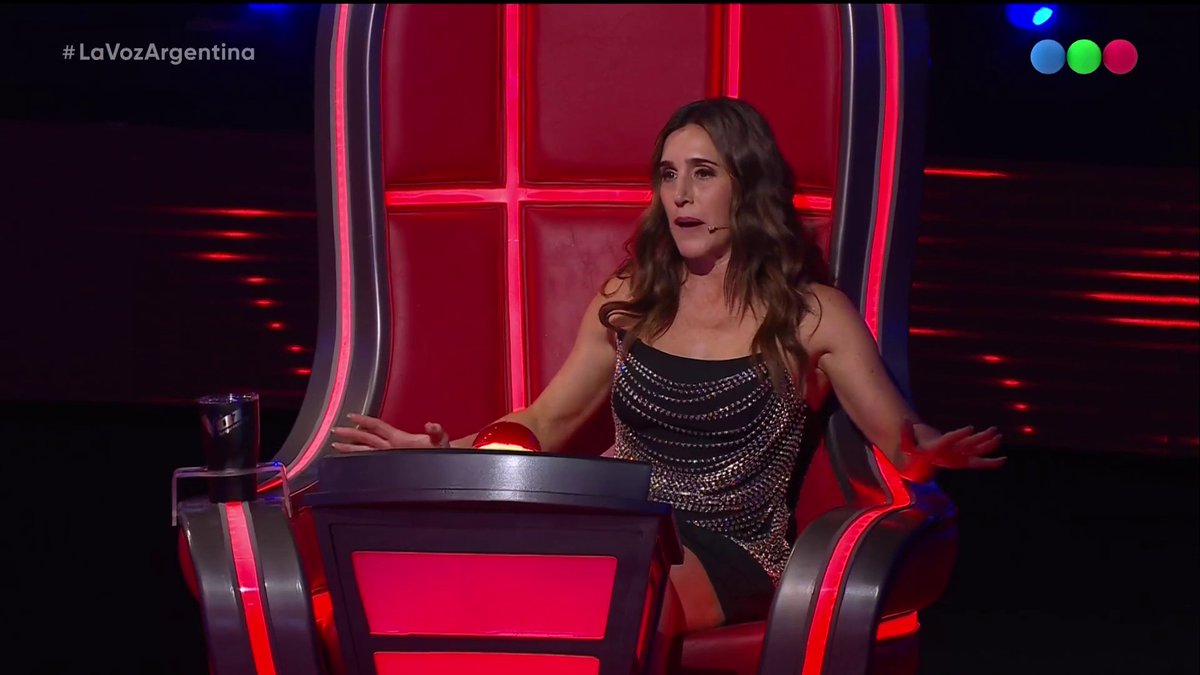 Lali le enseñó a Nico Occhiato el verdadero baile de la lambada 💃😂 🎶 #LaVozArgentina con Nico Occhiato 📺 También en HBO MAX